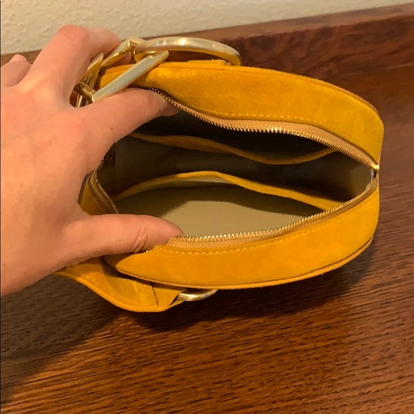 Suede clutch by Tara Zadeh - Picture 6 of 8